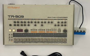 Roland TR-909 Drummachine